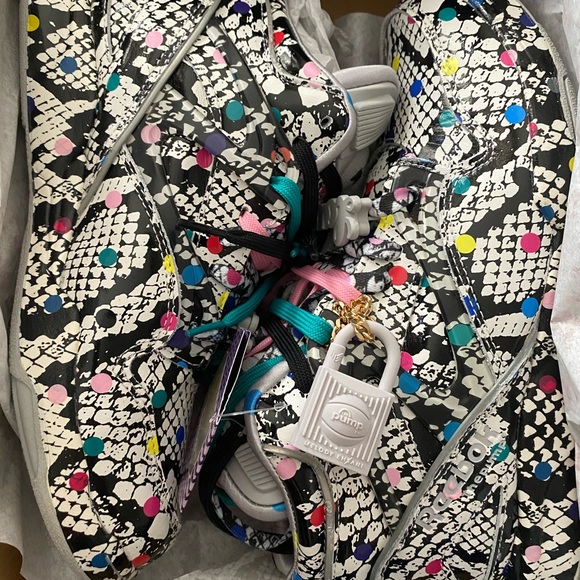 Melody Ehsani x Reebok Shoes - Melody Ehsani Pump Omni lite II size 9.5